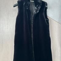 Pelliccia sintetica smanicata