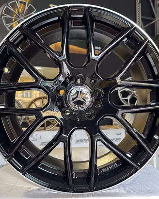 Cerchi Mercedes raggio 18 NUOVI cod.2383