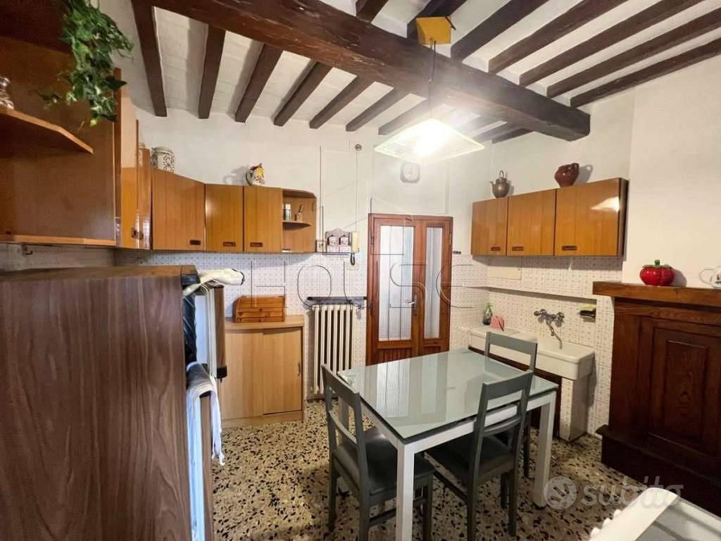 Appartamento di 80 m² con 5 locali a Anghiari - Vista 6