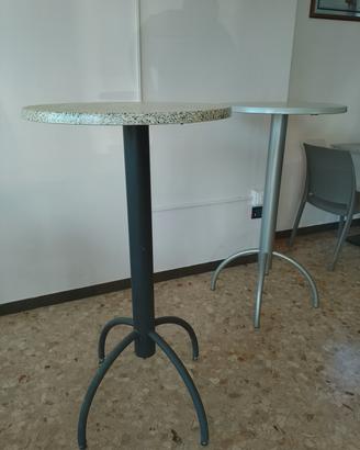 Tavolino alto