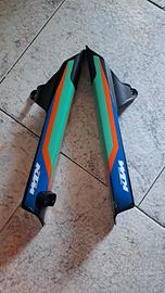 Cover paraforcella originale ktm 690 smc-r