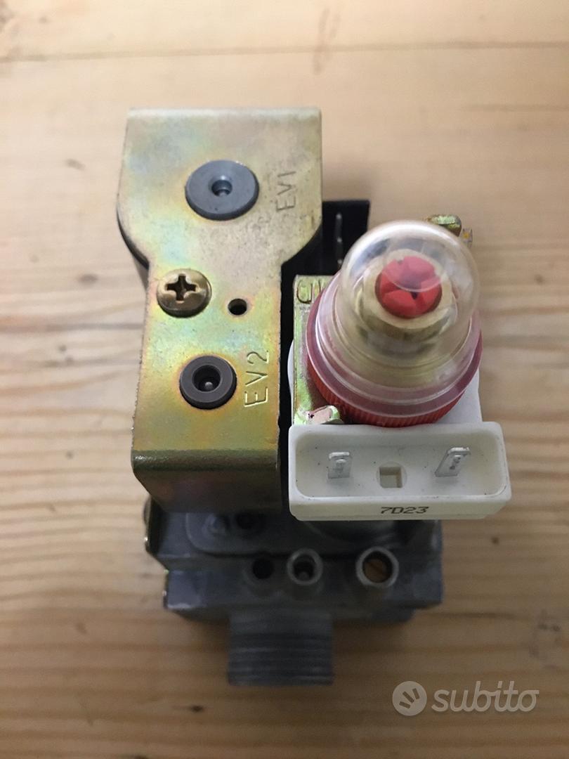9913_ - VAILLANT VALVOLA GAS METANO VK8525M1510 CE-1312BM3541 053520