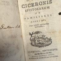 Libro antico Epistolarum M. Tullii Ciceronis ‘700