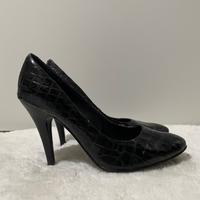 Scarpe décolleté vernice nera tacco 11