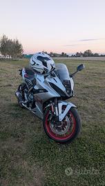 Suzuki gsx8r scarico completo Arrow 