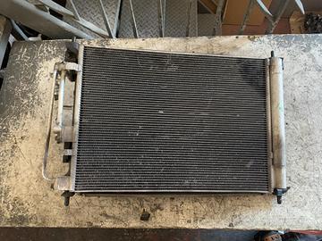 KIT RADIATORI HYUNDAI i20 1Â° Serie Benzina 1200 (