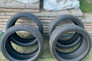 4  gomme invernali Yokohama semi nuove
