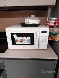forno a microonde Whirlpool 