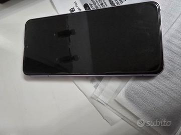 Samsung S22