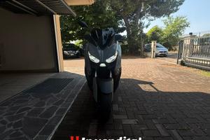 Xmax 400 2021 8500km
