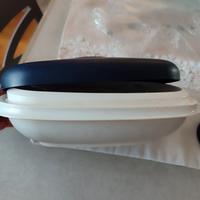 brocca e contenitore Tupperware 