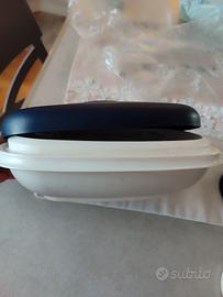 brocca e contenitore Tupperware 