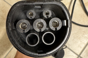 Caricatore auto per Plug-in Hybrid