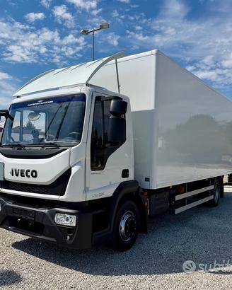 IVECO EUROCARGO 140E28/P, ANNO 2019, CAMBIO AUTOMA
