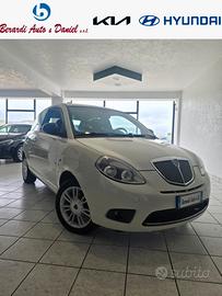 Lancia Ypsilon 1.3 MJT 75 CV Platinum