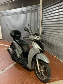 Honda sh 300