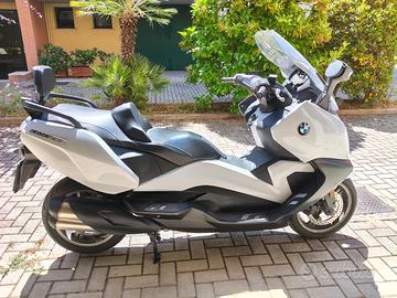 BMW c650GT