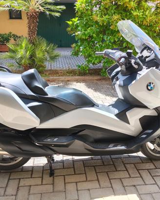 BMW c650GT