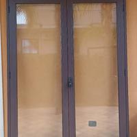 Infissi porte e finestre in alluminio vetrocamera