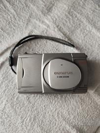 macchina fotografica Olympus c200 Zum