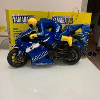 modellino con motore a scoppio valentino rossi