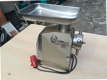 Tritacarne professionale OMEGA TE 22 – 380V