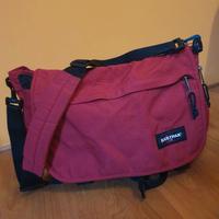 Borsa con tracolla originale Eastpak