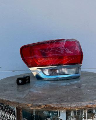 Stop Fanale posteriore led dx jeep WK P68236132A