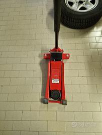 crick idraulico sollevatore auto