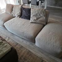 Divano Samoa con pouff Natuzzi