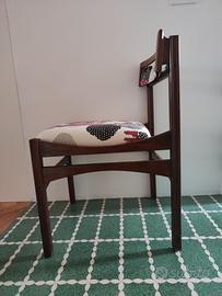 Poltroncina in legno stile danese