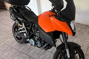 Moto ktm 990 SmT