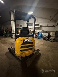 MINIESCAVATORE USATO JCB 8018
