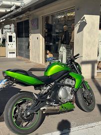 Kawasaki ER 6N - 2009