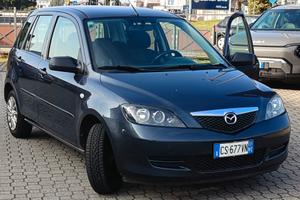 Mazda 2 Mazda2 MY'06 1.2 16V 5p. Sony Ericsson