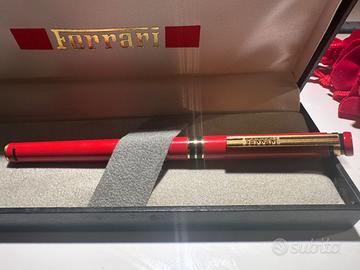 Stilografica Ferrari Formula Cartier colore Rosso
