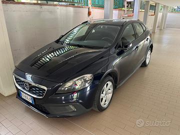 Volvo V40 CrossCountry D2