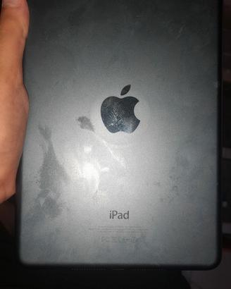 vorrei trovare ipad e iphone vecchi 