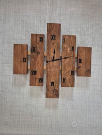 Orologio da parete in legno