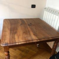 Tavolo legno antico in noce quadrato allungabile