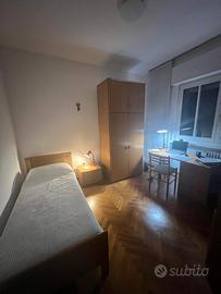 Stanza singola per studente universitario