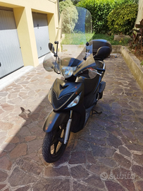 Scooter ux sixteen 150