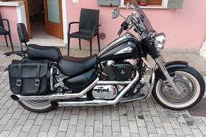 Suzuki Intruder 1500