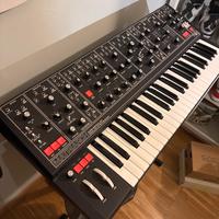 Sintetizzatore Moog Matriarch + Accessori