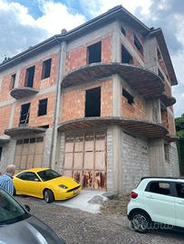 Appartamento mansarda e garage