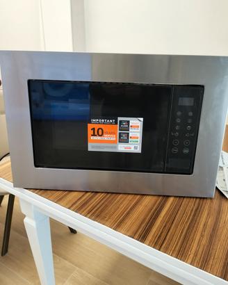 forno a microonde da incasso indesit