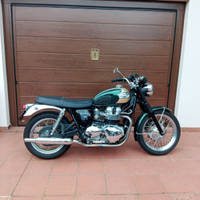 Triumph Bonneville T100 del 2003 cafè racer