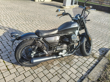 Moto Guzzi bobber v9