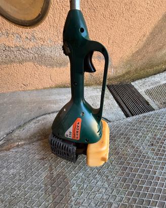 Decespugliatore a scoppio