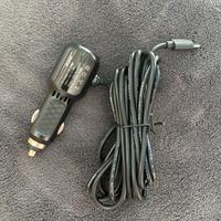 Caricabatterie da auto